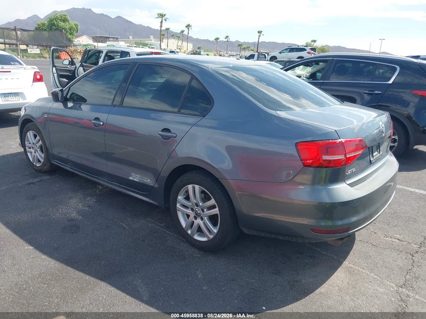 2015 VOLKSWAGEN JETTA auction photo 3