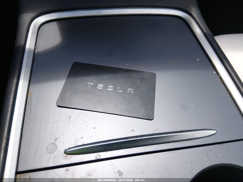 TESLA MODEL Y 2022 VIN 7SAYGDEFXNF377028