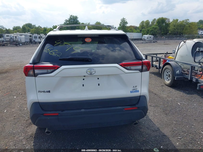 TOYOTA RAV4 - zdjęcie 17