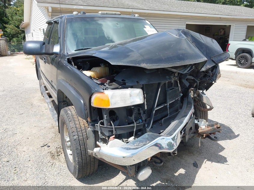 GMC SIERRA 2500HD 2005 VIN 1GTHK29U45E266419