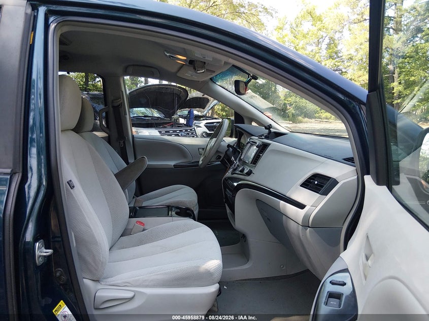 2011 TOYOTA SIENNA VAN 3.5L V-6 DOHC, VVT, REGULAR , 265HP