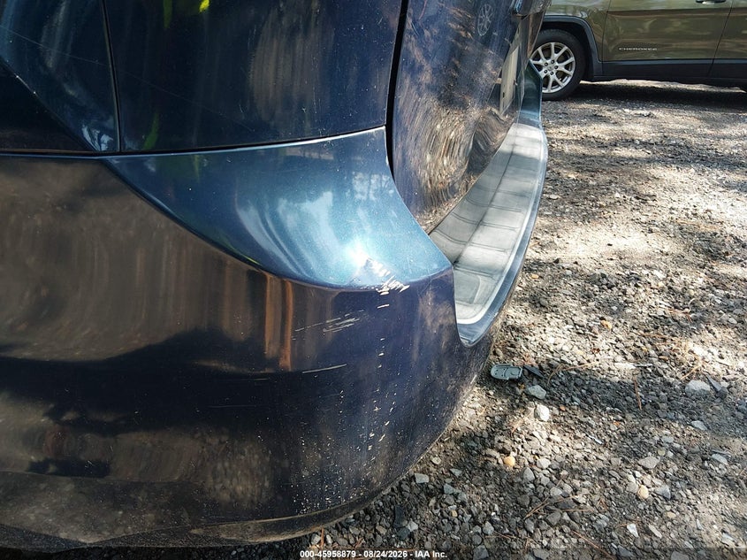 2011 TOYOTA SIENNA VAN 3.5L V-6 DOHC, VVT, REGULAR , 265HP