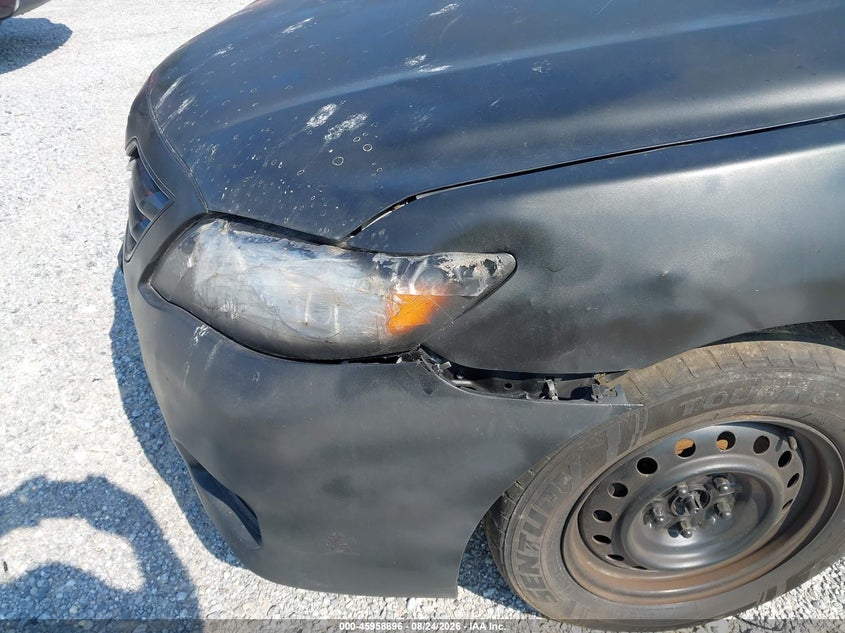 2011 TOYOTA CAMRY auction photo 6