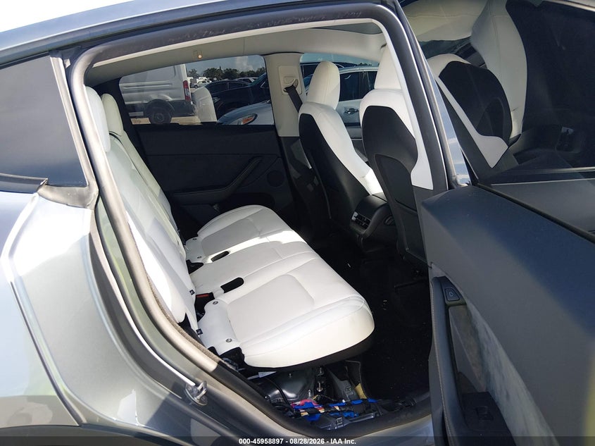 2025 TESLA MODEL Y SPORT UTILITY VEHICLE ELECTRIC