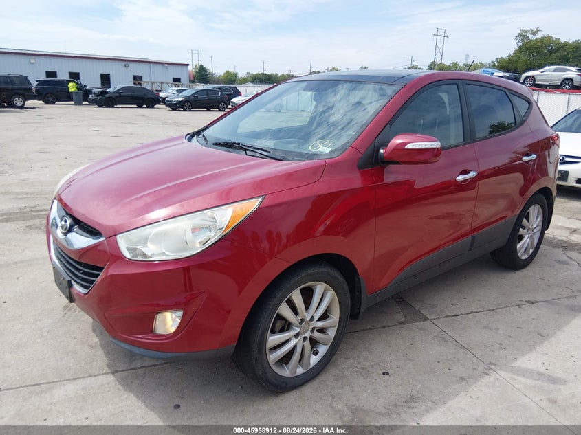 2013 HYUNDAI TUCSON auction photo 2