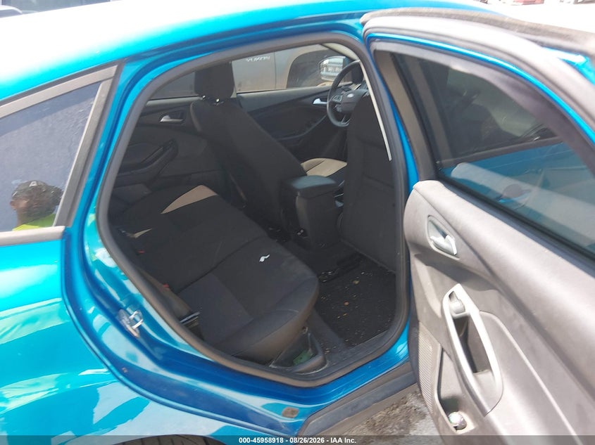 2015 FORD FOCUS auction photo 8