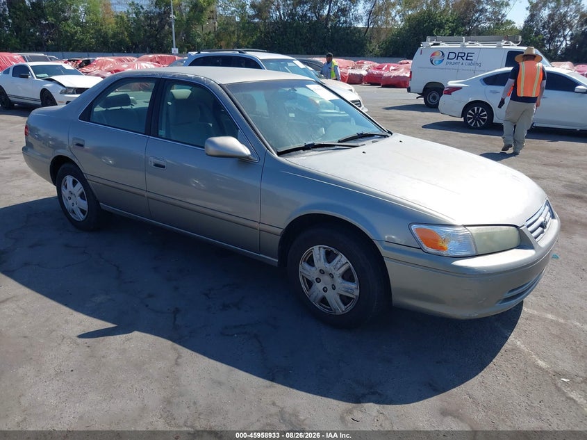 2001 TOYOTA CAMRY auction photo 1