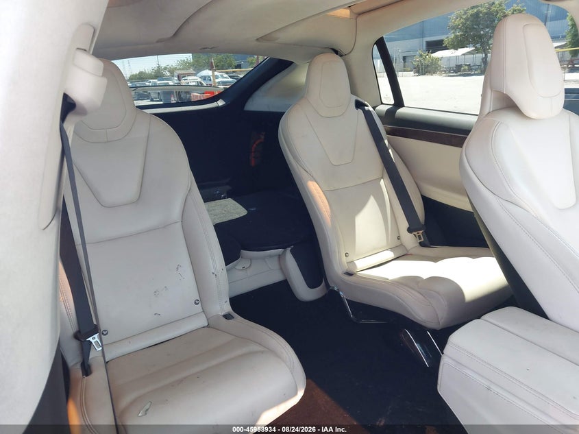 TESLA MODEL X 2017 VIN 5YJXCBE25HF078461