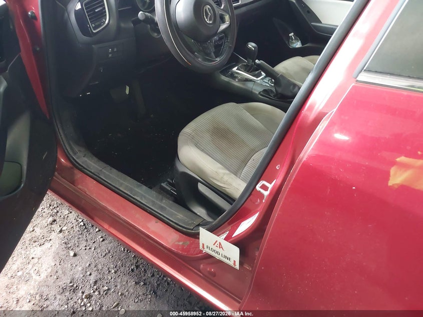 2015 MAZDA MAZDA3 I TOURING · Фото 6