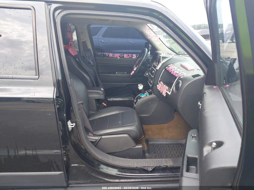 2016 JEEP PATRIOT auction photo 5