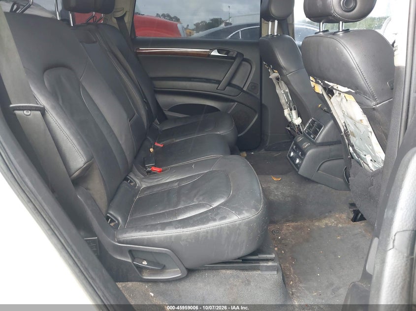 Photo 8 - AUDI Q7