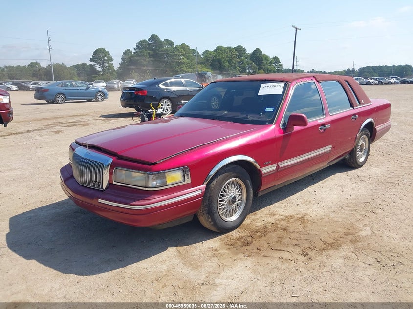 1995 LINCOLN TOWN CAR auction photo 2