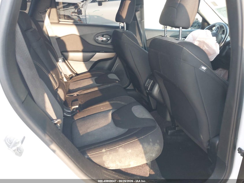 2018 JEEP CHEROKEE auction photo 8