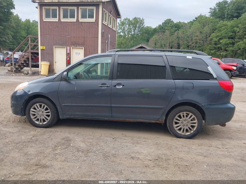 TOYOTA SIENNA 2010 VIN 5TDDK4CC9AS028998