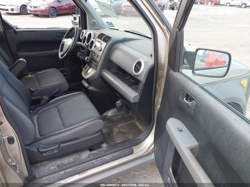 2004 HONDA ELEMENT auction photo 5