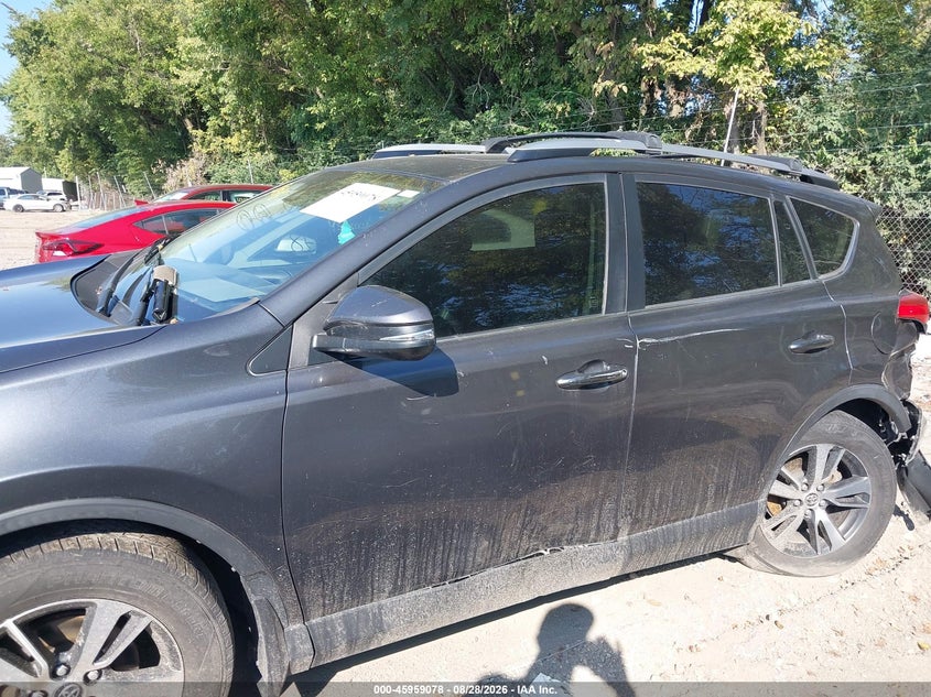 TOYOTA RAV4 - zdjęcie 14