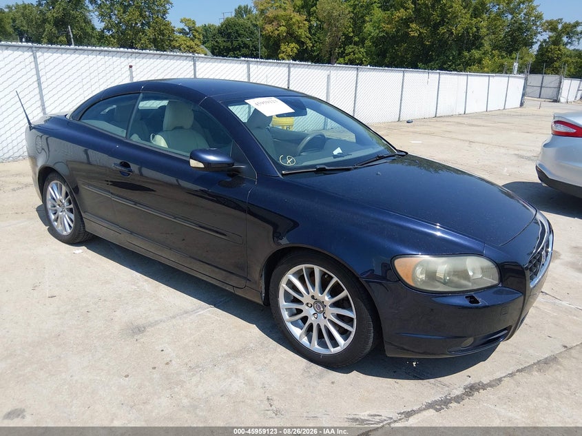 2007 VOLVO C70 auction photo 1