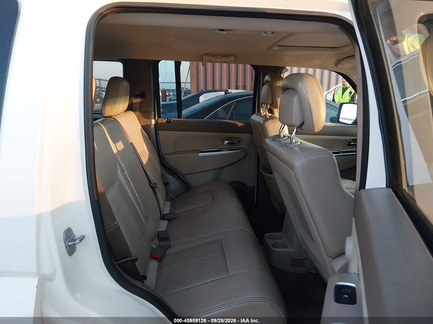 2010 JEEP LIBERTY auction photo 8