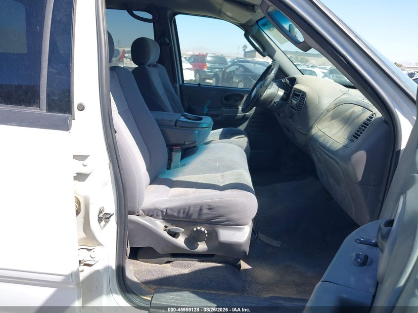 2003 FORD F-150 auction photo 5