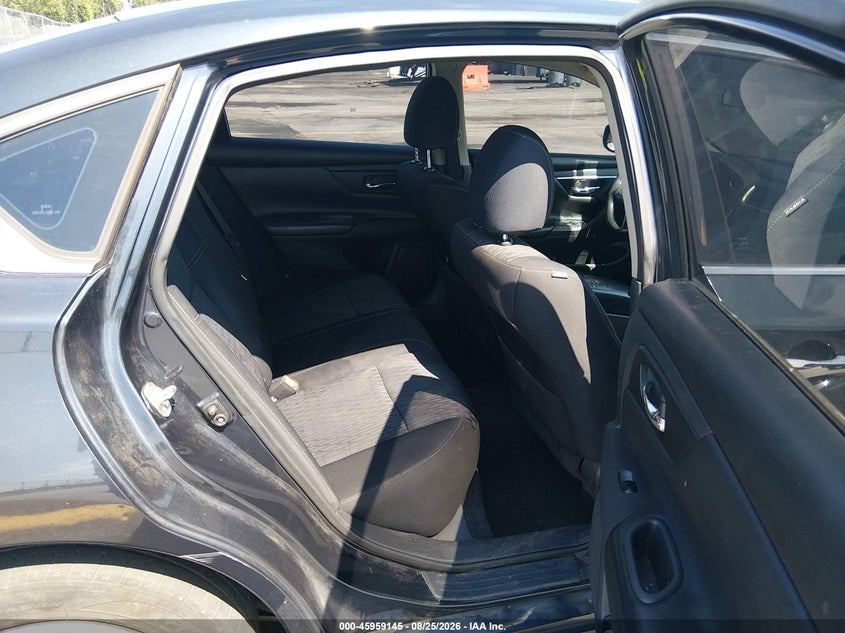 2018 NISSAN ALTIMA auction photo 8