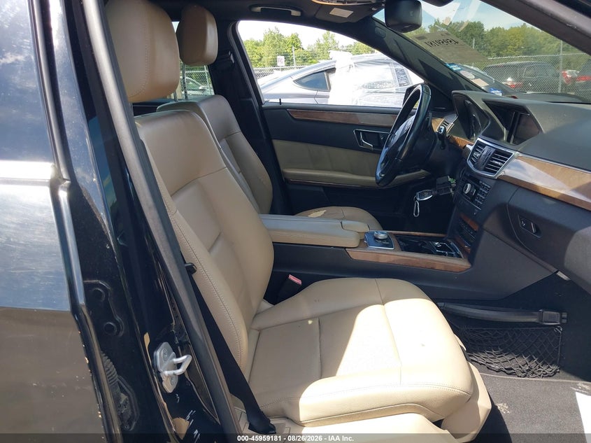 2011 MERCEDES-BENZ E 350 4MATIC · Photo 5