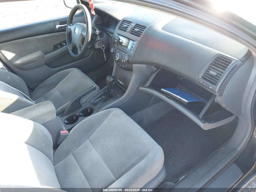 2005 HONDA ACCORD auction photo 5