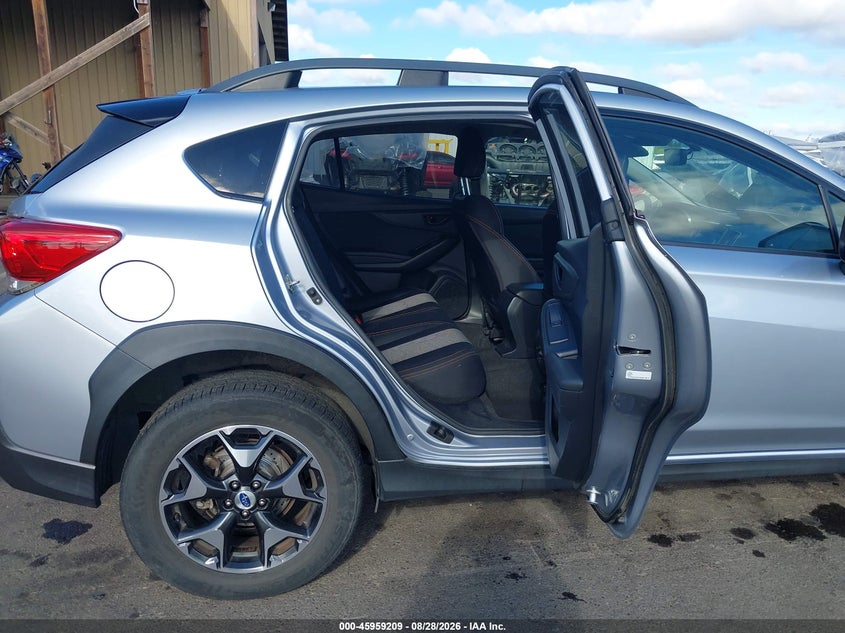 2018 SUBARU CROSSTREK auction photo 8