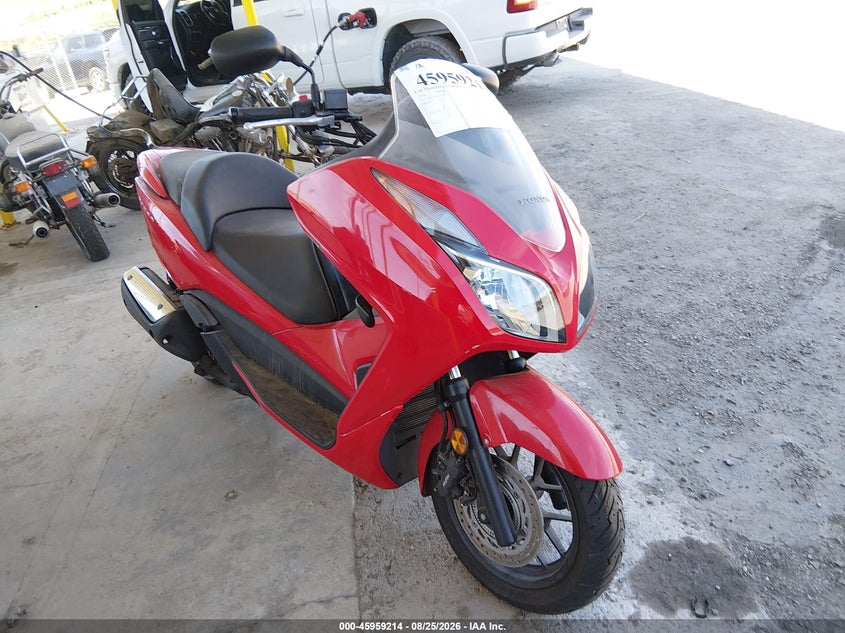 2014 HONDA NS BIKE 1