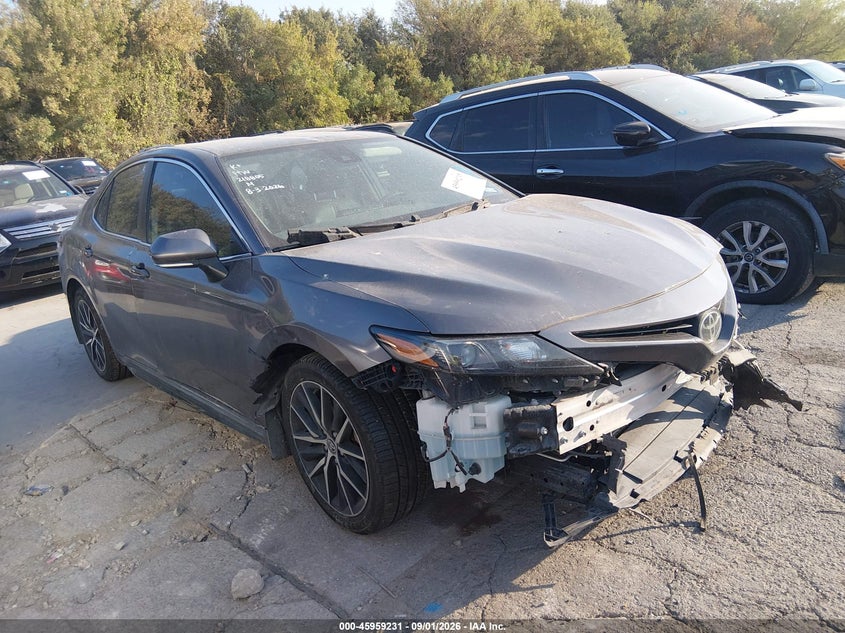 2021 Toyota Camry SE