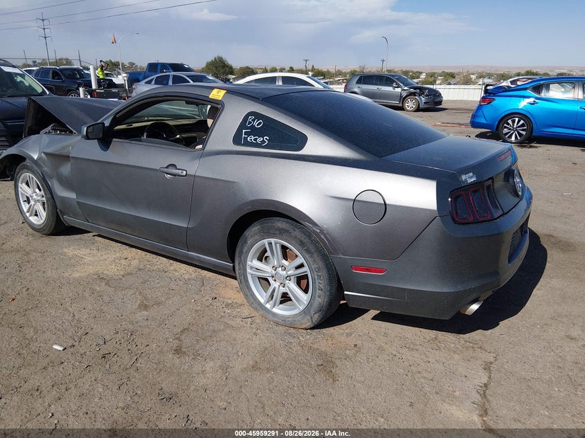 2013 FORD MUSTANG auction photo 3