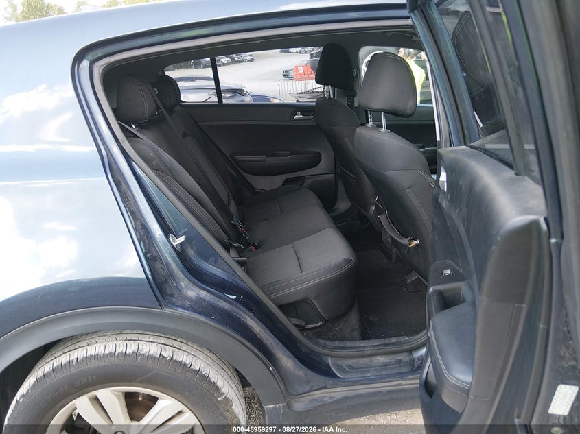 2017 KIA SPORTAGE auction photo 8