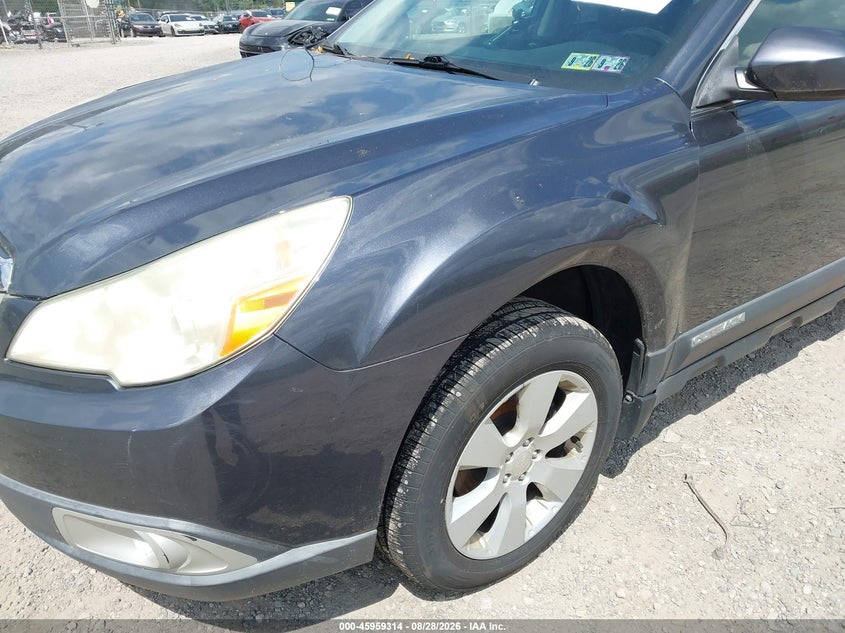 2011 SUBARU OUTBACK auction photo 6