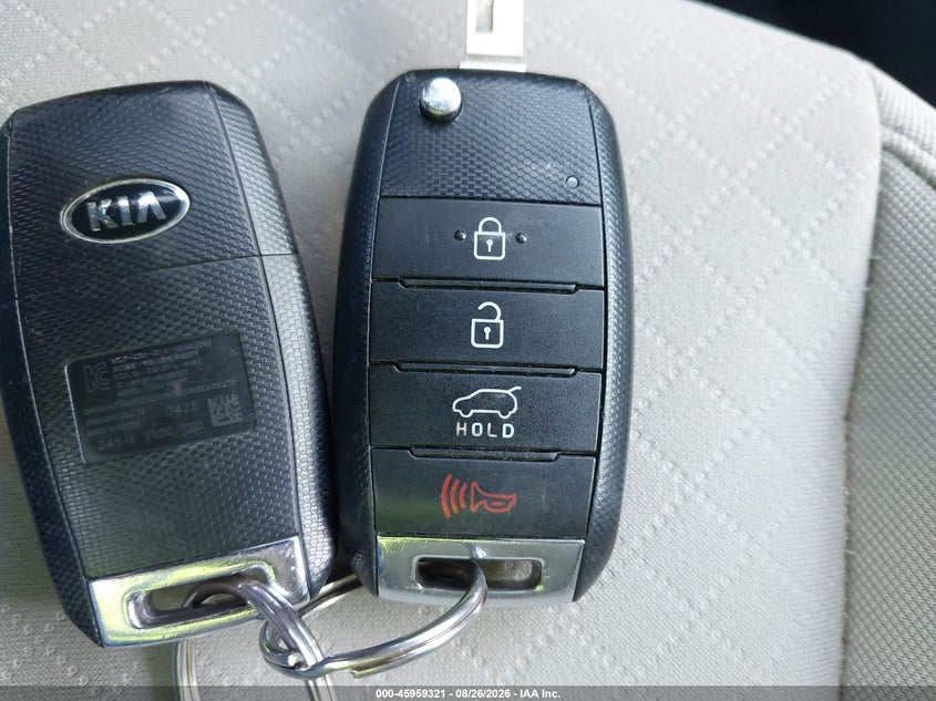 KIA SORENTO 2017 VIN 5XYPGDA34HG296429
