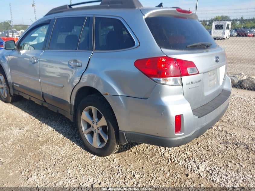 2013 SUBARU OUTBACK auction photo 6