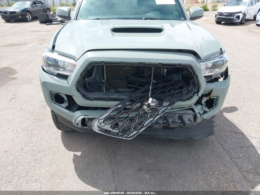 2022 TOYOTA TACOMA auction photo 6
