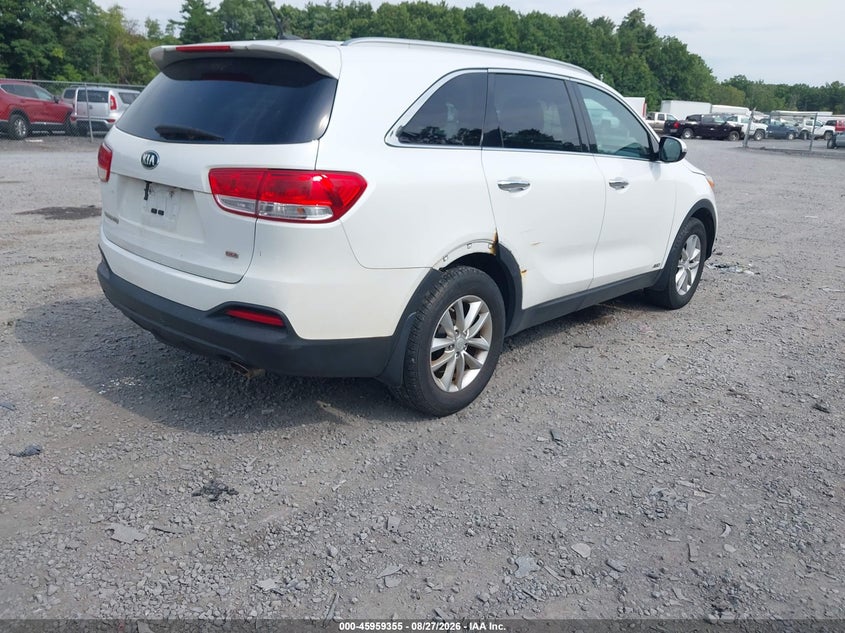 2017 KIA SORENTO auction photo 4