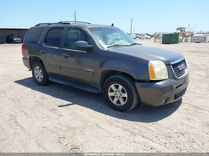 2011 GMC YUKON auction photo 1