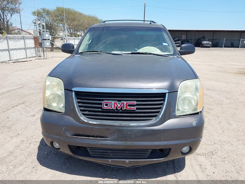 2011 GMC YUKON auction photo 6