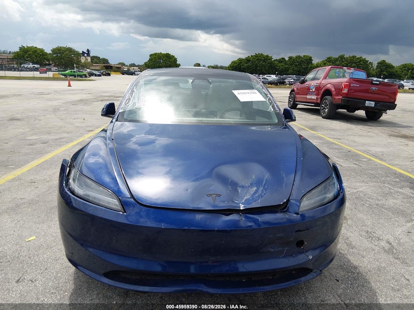2026 TESLA MODEL 3 PREMIUM REAR-WHEEL DRIVE/REAR-WHEEL DRIVE · Photo 12