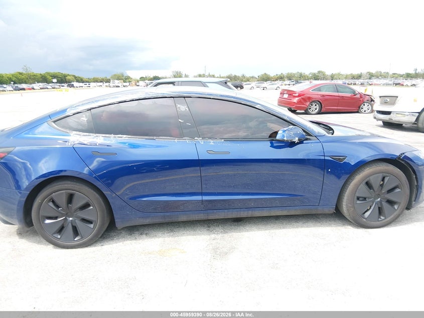 2026 TESLA MODEL 3 PREMIUM REAR-WHEEL DRIVE/REAR-WHEEL DRIVE · Photo 13