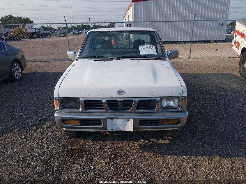1995 NISSAN TRUCK auction photo 6