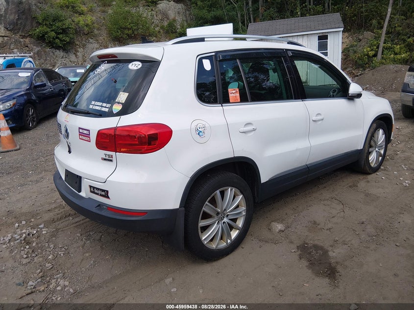2016 VOLKSWAGEN TIGUAN auction photo 4