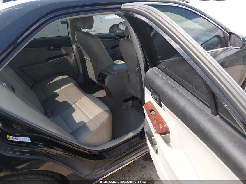 2012 TOYOTA CAMRY auction photo 8