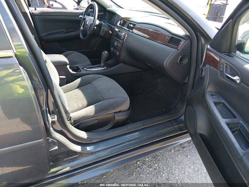2011 CHEVROLET IMPALA auction photo 5