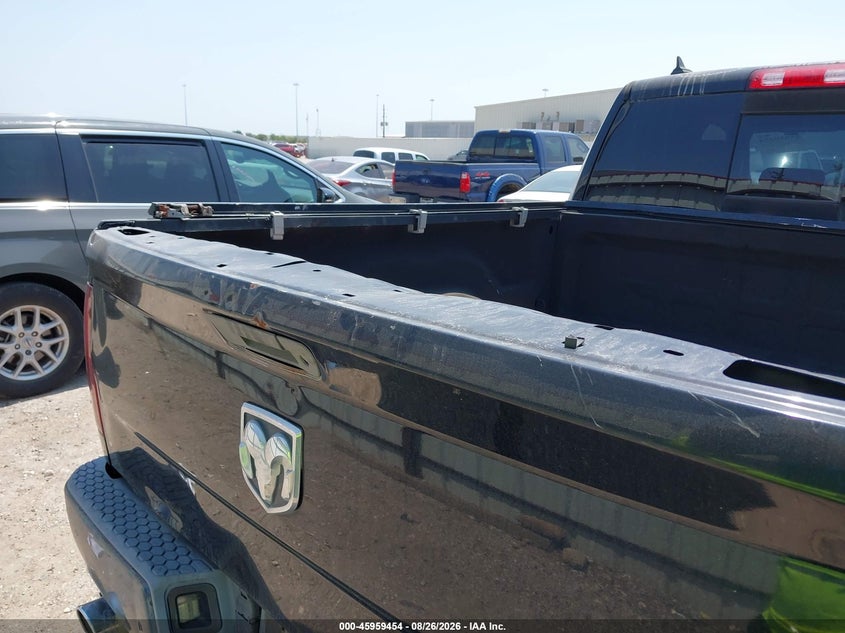 2013 RAM 1500 auction photo 6