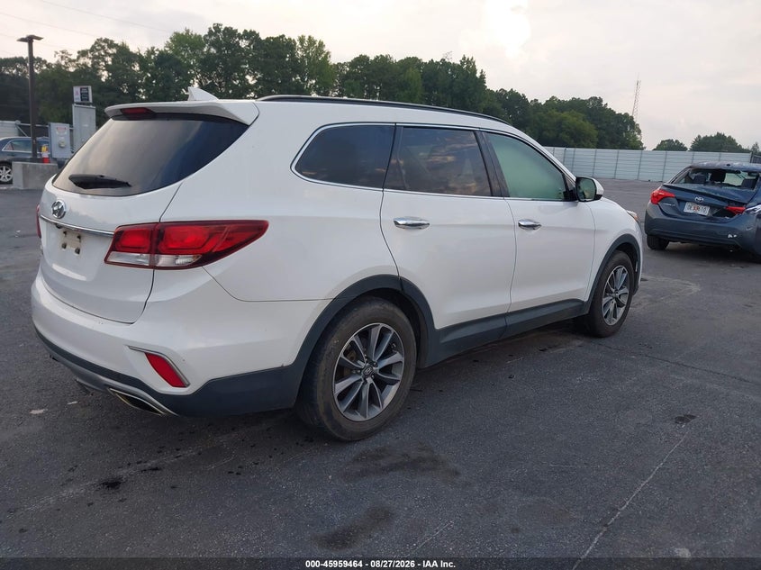 2017 HYUNDAI SANTA FE auction photo 4