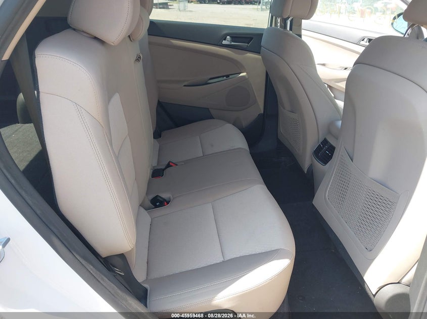 HYUNDAI TUCSON 2017 VIN KM8J3CA28HU368309