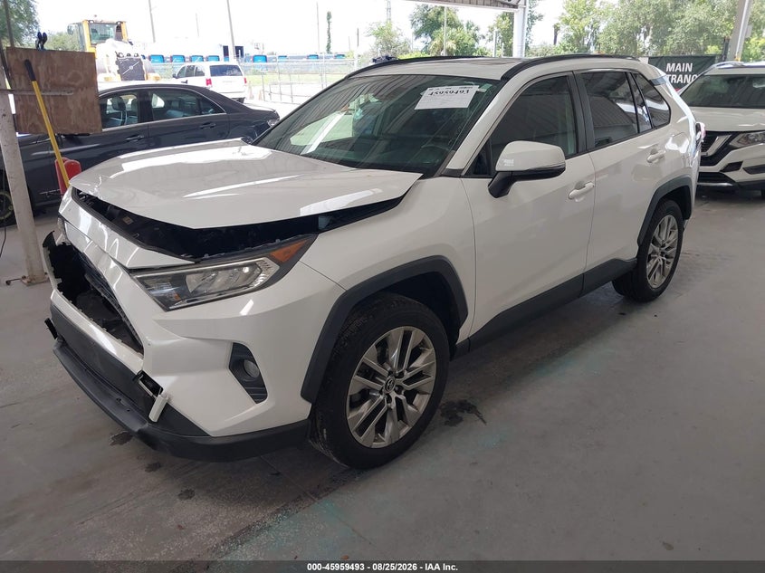 TOYOTA RAV4 - zdjęcie 2