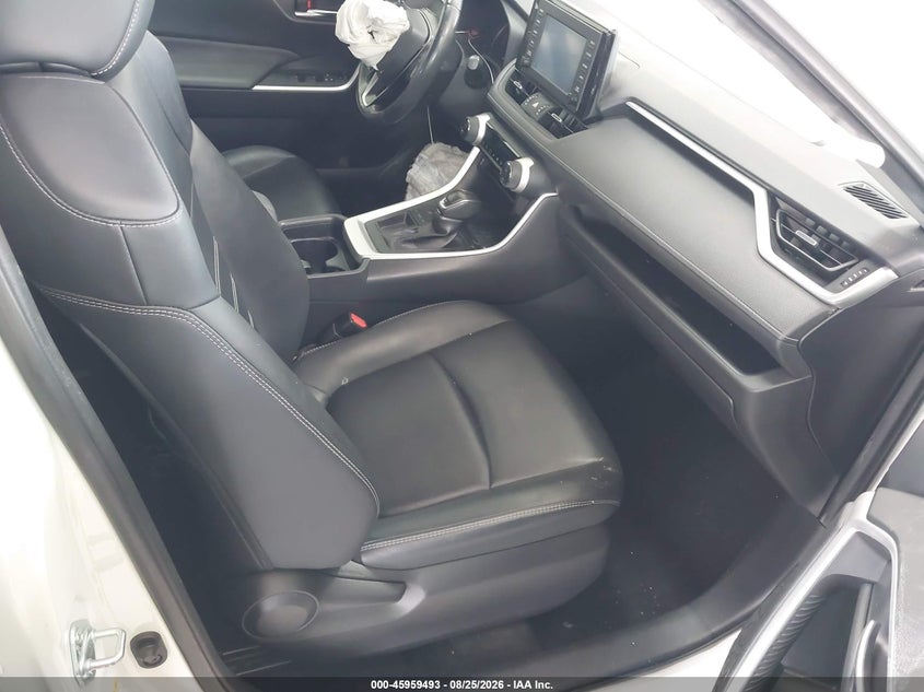 TOYOTA RAV4 - zdjęcie 5