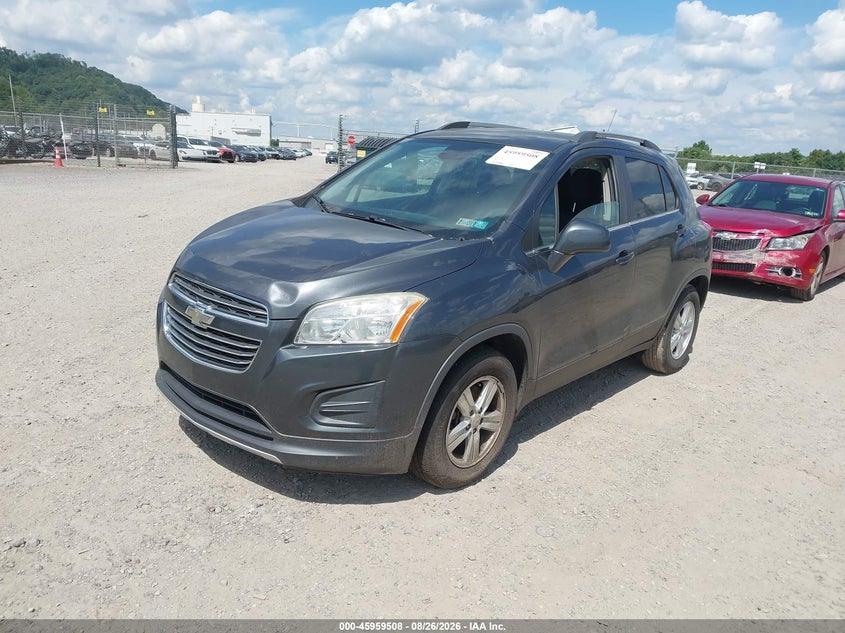 2016 CHEVROLET TRAX auction photo 2